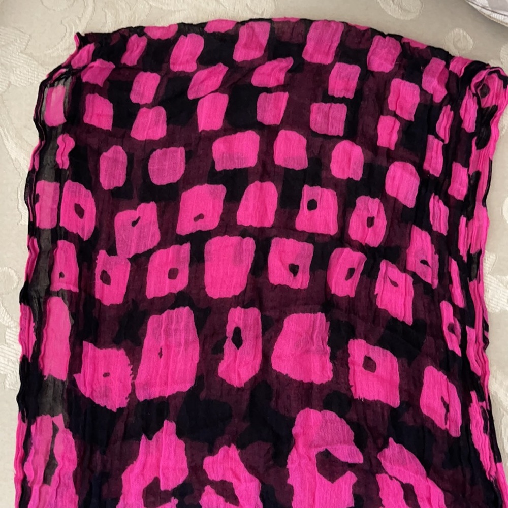SCARF - Picture 4 of 6